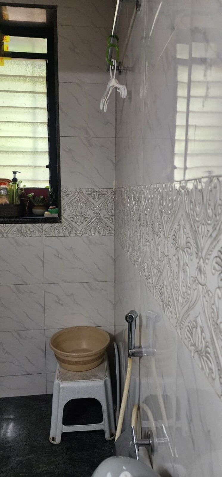 Bathroom, bandra west 2 Bedroom 750 Sq.Ft. Apartment In Bandra West Mumbai 9263100