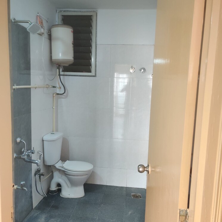 Bathroom, banaswadi 3 Bedroom 1400 Sq.Ft. Builder Floor In Banaswadi Bangalore 9263125