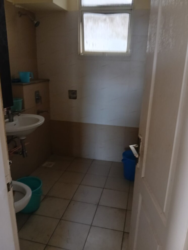 Bathroom, stellar-jeevan 3 Bedroom 1441 Sq.Ft. Apartment In Sector 1 Greater Noida Greater Noida 9263134