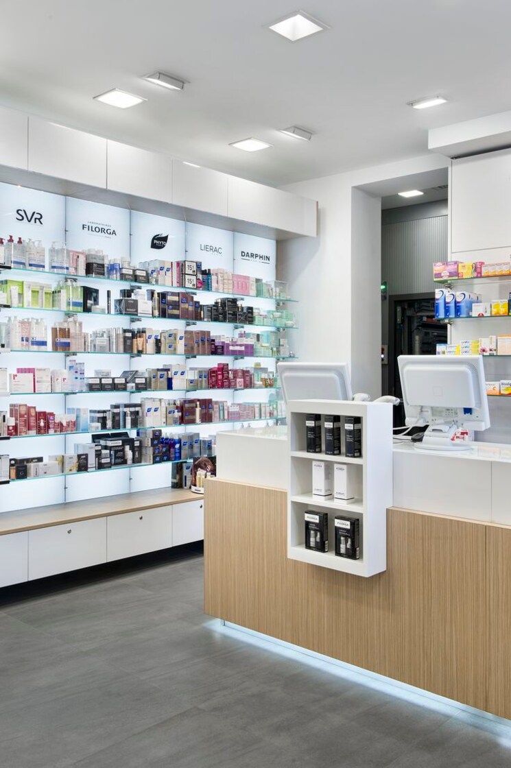 Team Area, vartak nagar Commercial Shop 3680 Sq.Ft. In Vartak Nagar Thane 9263140