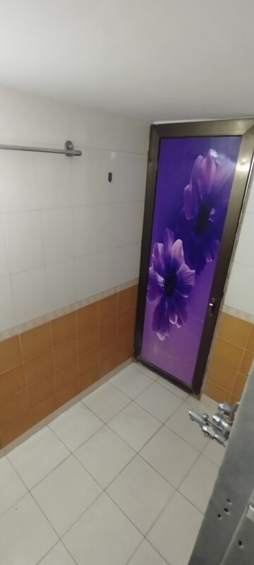 Room in 1 BHK Apartment at Vijay Garden, Ghodbunder Road – for Rent