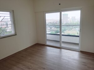 Room in 3 BHK Apartment at Avon Vista, Balewadi – for Rent