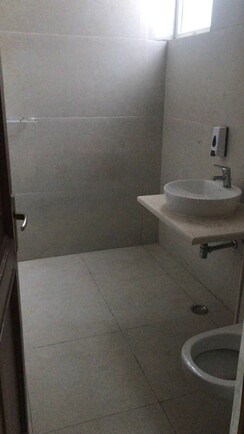 4 BHK + Servant Room Apartment For Sale in M3M Golf Hills