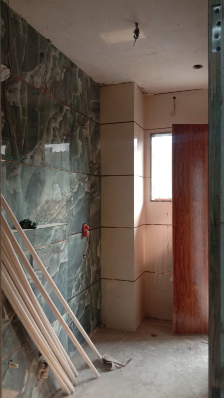 Other, nehru nagar ii 3 Bedroom 200 Sq.Yd. Builder Floor In Nehru Nagar ii Ghaziabad 9263204