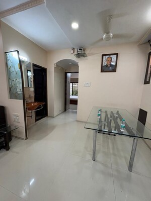 Living Room in 2 BHK Apartment at Santacruz West – for Rent