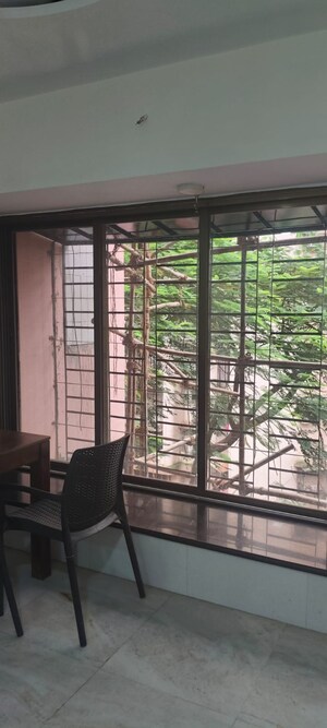 Living Room in 2 BHK Apartment at Victoria Apartment Andheri, Andheri West – for Rent