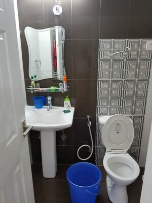 Bathroom in 2 BHK Apartment at Supertech Cape Town, Sector 74 – for Rent