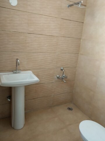 Bathroom in 1 BHK Independent House at Sector 4 – for Rent