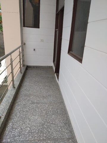Balcony in 1 BHK Independent House at Sector 4 – for Rent