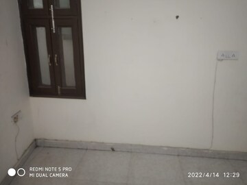 Room in 1 BHK Independent House at Sector 4 – for Rent