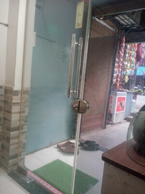  Shop For Rent in Mira Road East