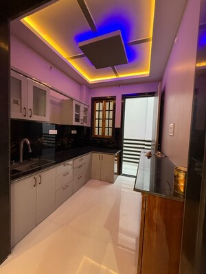 Kitchen in 6 BHK Apartment at Windsor Tower, Andheri West – for Rent