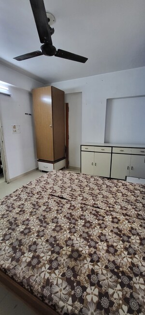 Bedroom in 2 BHK Apartment at Vastrapur – for Rent