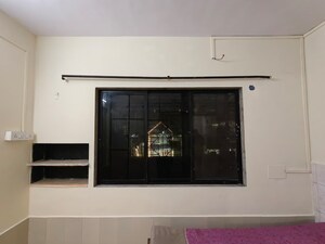 Furnished Amenities in 2 BHK Apartment at Yashraj Park CHS, Kasarvadavali – for Rent