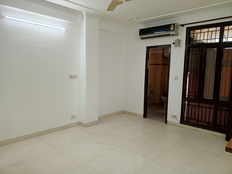 Room, cghs-hewo-apartments 3 Bedroom 1430 Sq.Ft. Apartment In Sector 56 Gurgaon 9263400