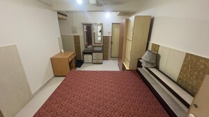 Bedroom in 1.5 BHK Apartment at Bandra West – for Rent