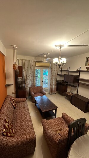 Living Room in 1.5 BHK Apartment at Bandra West – for Rent