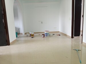 Room in 3 BHK Apartment at Park Royal Apartment, Sector 56 – for Rent