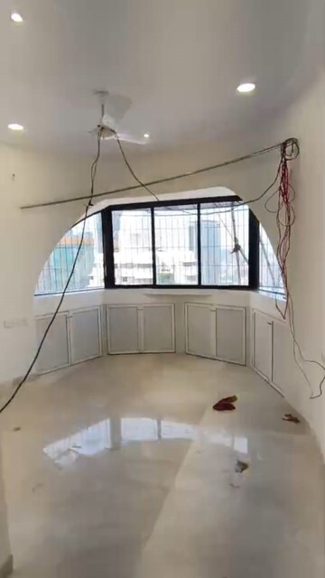 Master Bedroom in 3.5 BHK Apartment at Rag Megh Malhar, Goregaon East – for Rent