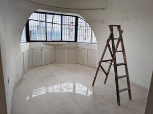 Master Bedroom in 3.5 BHK Apartment at Rag Megh Malhar, Goregaon East – for Rent