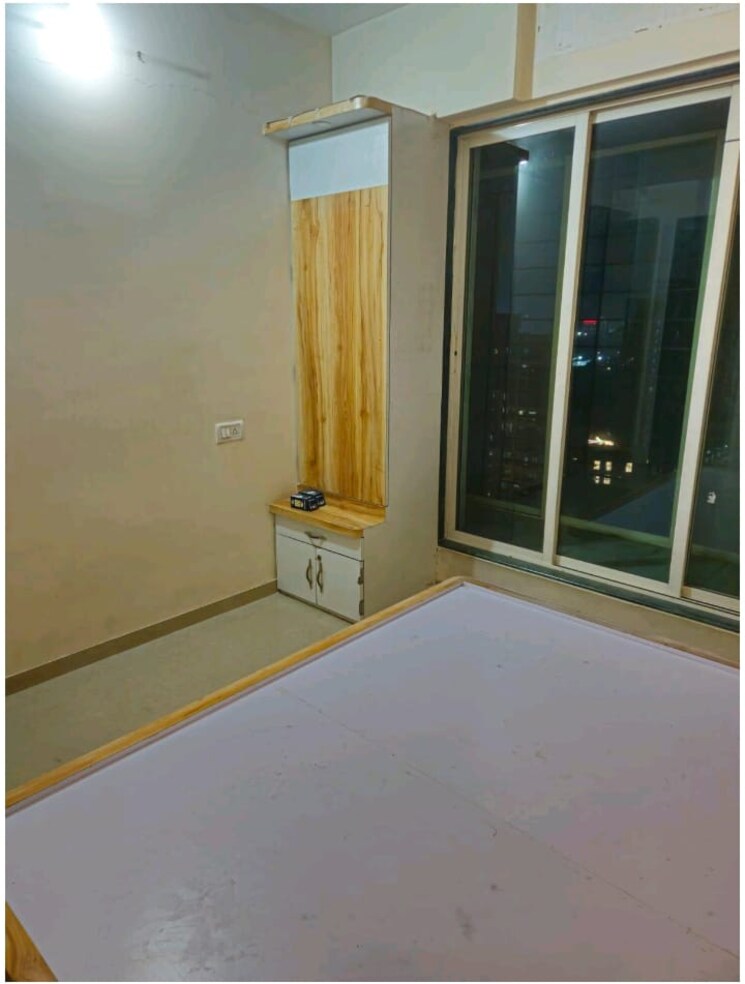 Room, mahavir-kalpavruksha 1 Bedroom 421 Sq.Ft. Apartment In Ghodbunder Road Thane 9263464