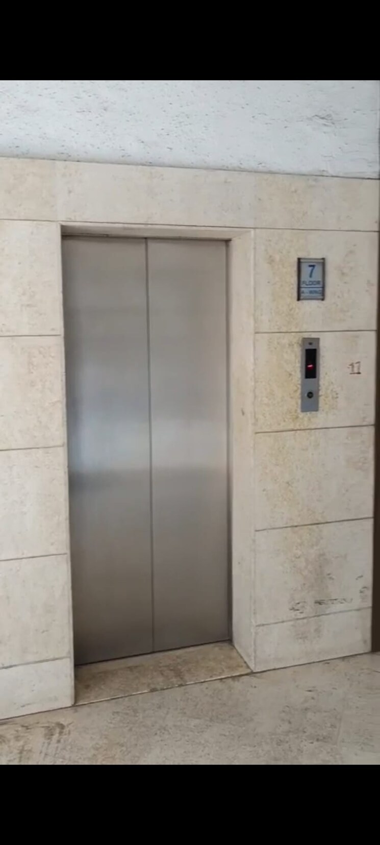 undefined, pinak-galaxy Commercial Office Space 1200 Sq.Ft. In Kapur Bawdi Thane 9263480