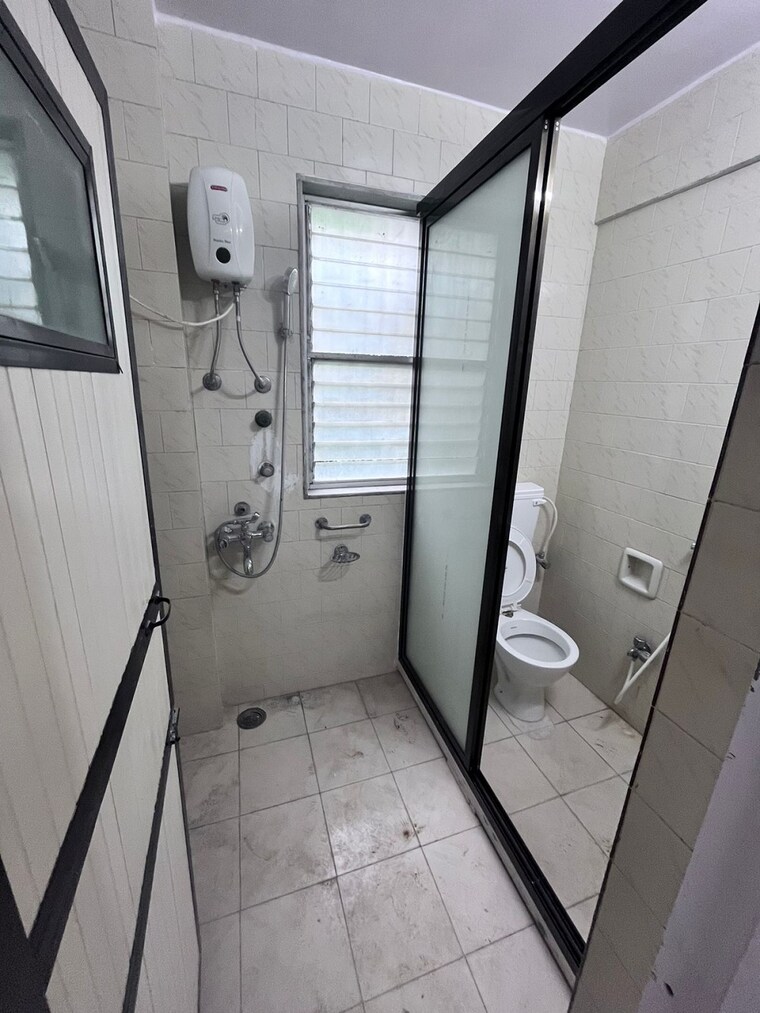 Bathroom, bandra west 2 Bedroom 750 Sq.Ft. Apartment In Bandra West Mumbai 9263487