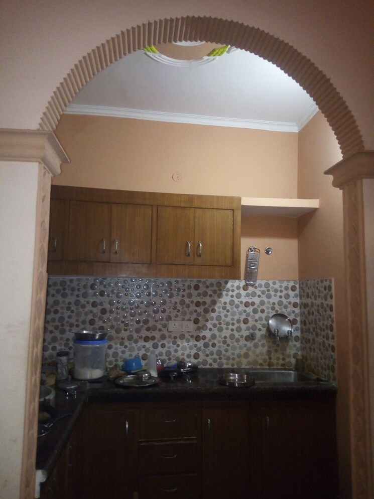 Kitchen, zeta ii greater noida 2 Bedroom 87 Sq.Mt. Builder Floor In Zeta Ii Greater Noida Greater Noida 9263297