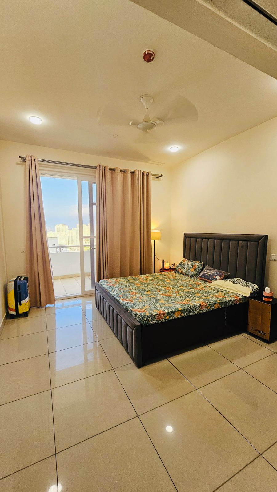 2 BHK Apartment For Rent in SS The Leaf