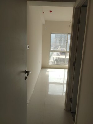 Room in 2 BHK Apartment at Godrej Green Cove, Mahalunge – for Rent