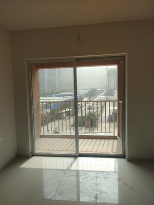 Room in 2 BHK Apartment at Godrej Green Cove, Mahalunge – for Rent