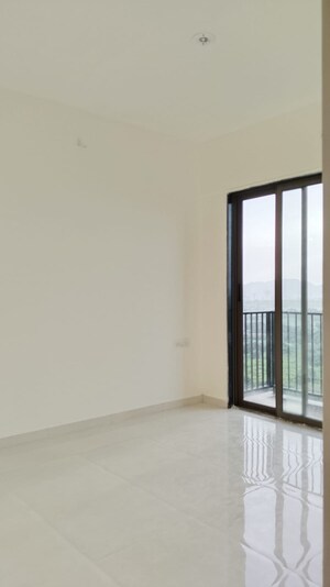 Room in 3 BHK Apartment at Runwal My City, Dombivli East – for Rent