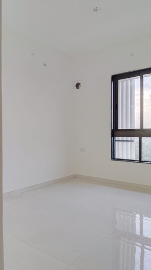 Room in 3 BHK Apartment at Runwal My City, Dombivli East – for Rent