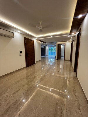 4 BHK Builder Floor For Rent in Sector 56