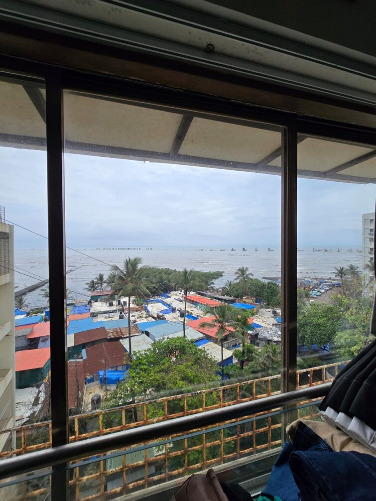 Balcony, bandra west 2 Bedroom 750 Sq.Ft. Apartment In Bandra West Mumbai 9263527