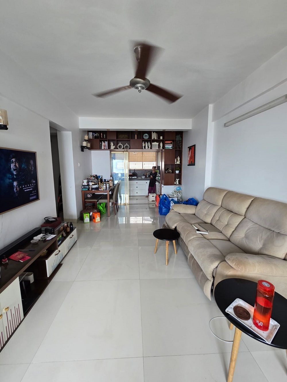 2 BHK + Pooja Room Apartment For Rent in Bandra West