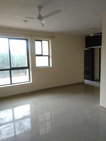 Room in 2 BHK Independent House at Sector 4 – for Rent