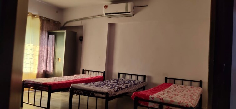 Cover Image, malad west 3 Bedroom 1100 Sq.Ft. Apartment In Malad West Mumbai 9263561