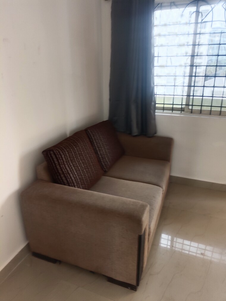 Living Room, adithya-nilaya 1 Bedroom 550 Sq.Ft. Apartment In Kadubeesanahalli Bangalore 9263562
