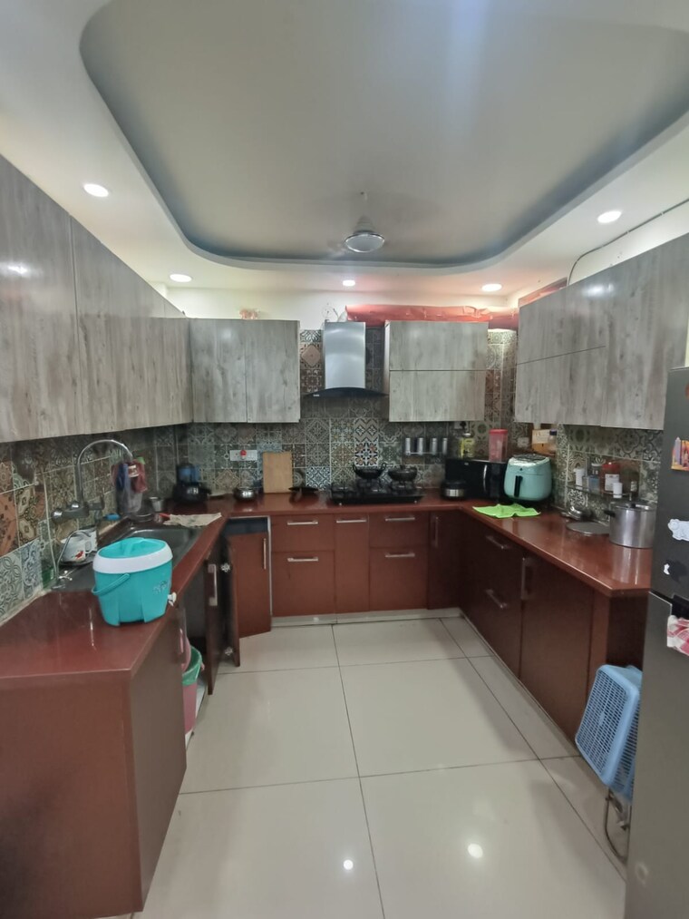 Kitchen, ansal-plaza-sector-23 3 Bedroom 2600 Sq.Ft. Builder Floor In Sector 23 Gurgaon 9263570