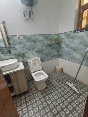 Bathroom in 3 BHK Builder Floor at Ansal Plaza Sector-23, Sector 23 – for Rent