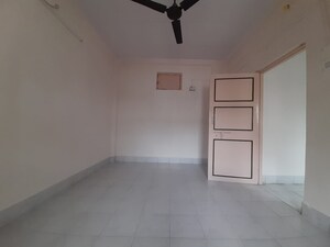 Room in 1 BHK Apartment at Bimbisar Nagar, Goregaon East – for Rent