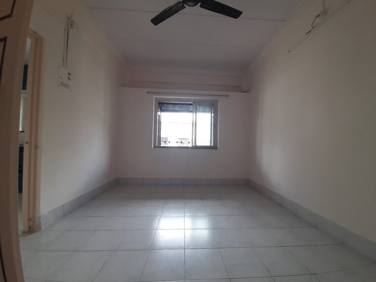 Room, bimbisar-nagar 1 Bedroom 470 Sq.Ft. Apartment In Goregaon East Mumbai 9263597