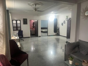 Living Room in 3 BHK Builder Floor at Ansal Plaza Sector-23, Sector 23 – for Rent