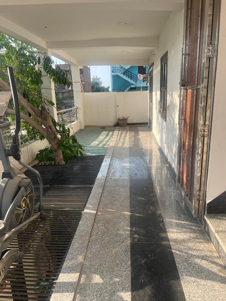 Balcony, ansal-plaza-sector-23 3 Bedroom 2600 Sq.Ft. Builder Floor In Sector 23 Gurgaon 9263630