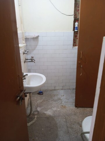 Bathroom in 3 BHK Apartment at Sector 5 Dwarka – for Rent