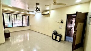 Room in 3 BHK Apartment at Sector 6 Dwarka – for Rent