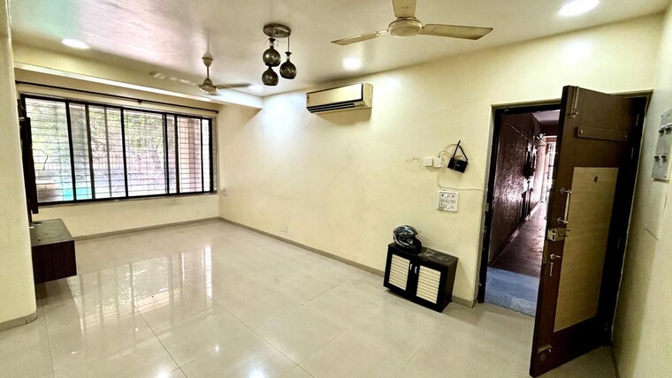 Room, sector 6 dwarka 3 Bedroom 1800 Sq.Ft. Apartment In Sector 6 Dwarka Delhi 9263650