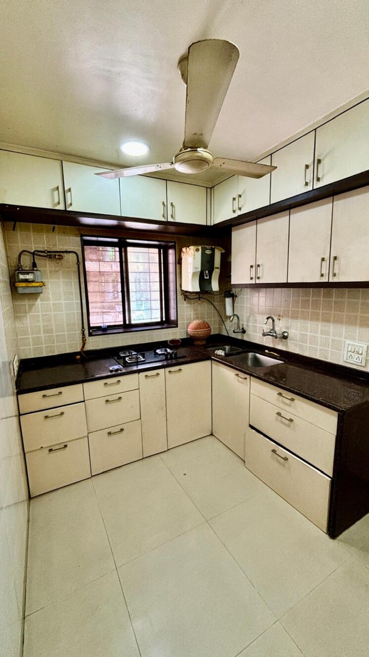 Kitchen, sector 6 dwarka 3 Bedroom 1800 Sq.Ft. Apartment In Sector 6 Dwarka Delhi 9263650