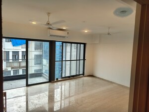 3 BHK Apartment For Rent in Bandra West